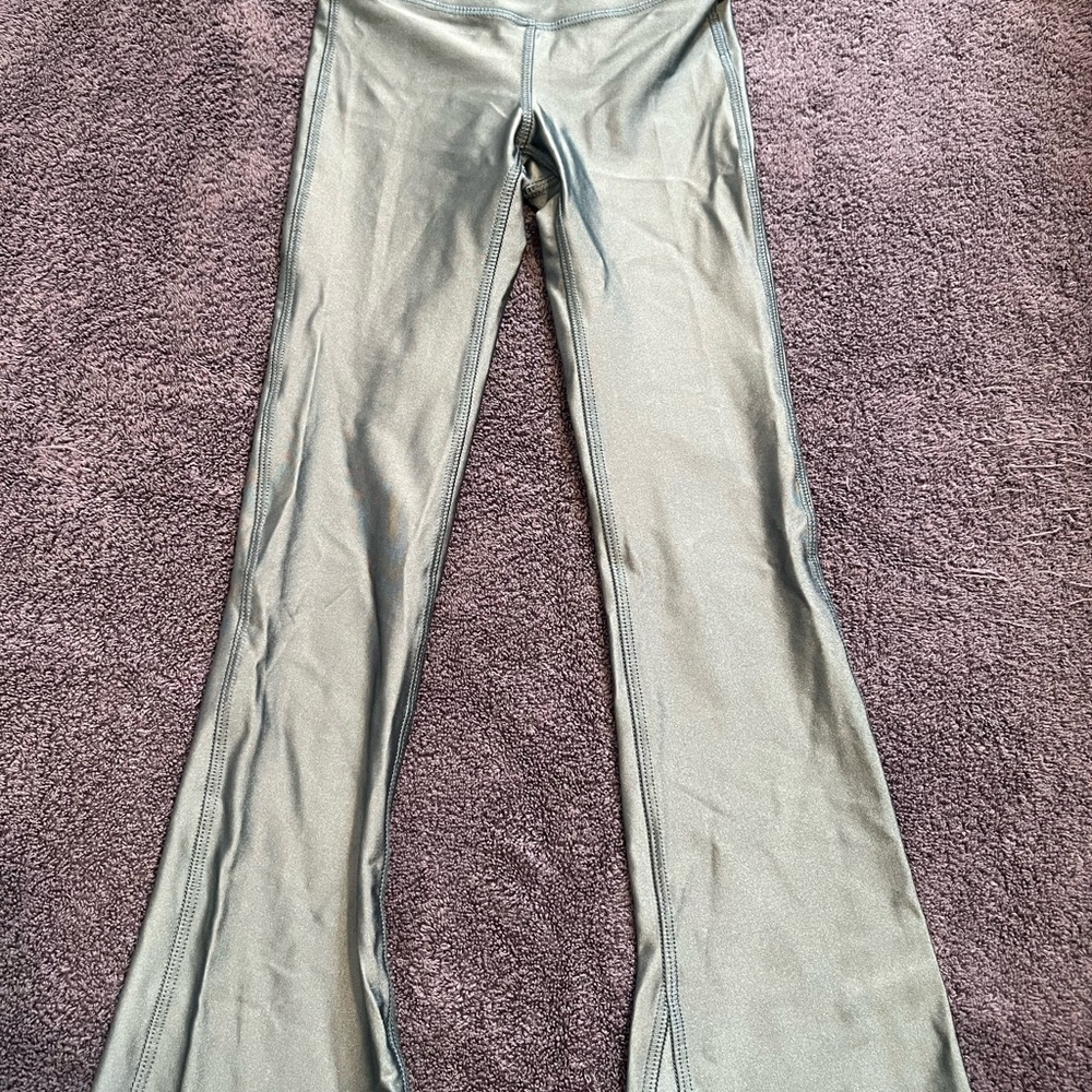 Tiger Friday Girls Metallic Gray Flare Leggings